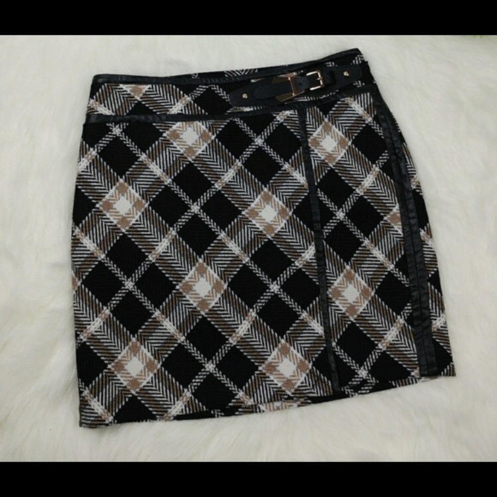 Plaid skirt